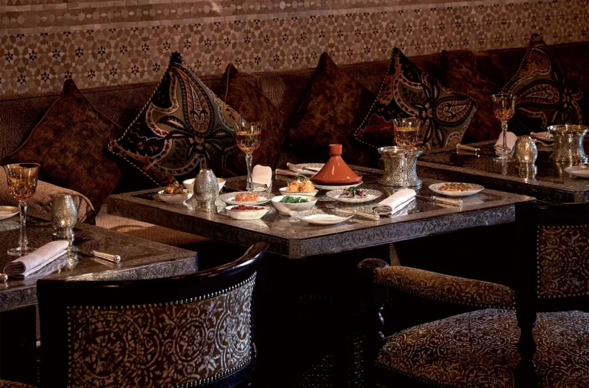 Dîner dans un restaurant marocain