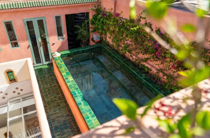 Piscine du Riad Nalan & Spa au cœur de la médina de Marrakech